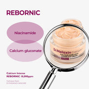 Mehrteiliges Gesichtspflege-Set mit Toner, Serum, Cremes und Pflegestift in violetten und rosafarbenen Verpackungen