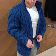 Grobstrick-Strickjacke für Herren mit Zopfmuster