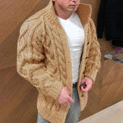 Grobstrick-Strickjacke für Herren mit Zopfmuster