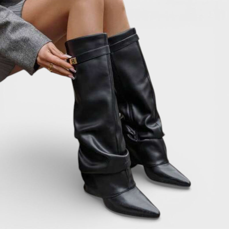 Elegante Damen-Slouch-Stiefel mit spitzer Zehe