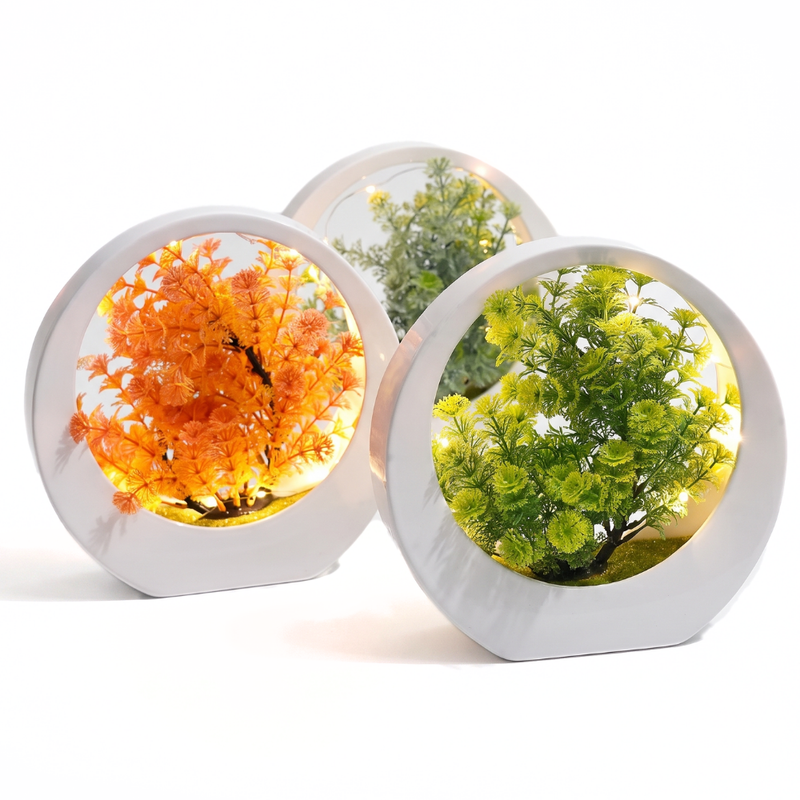 Dekorative LED-Leuchte mit Kunstpflanze