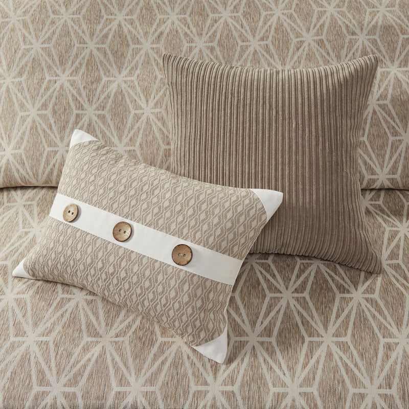 9-teiliges Bettwäsche-Set in Taupe mit geometrischem Jacquardmuster und dekorativen Knöpfen