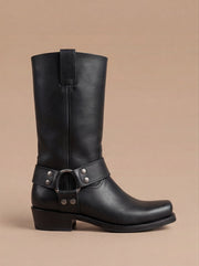 Wadenhohe Western-Stiefel mit Riemen