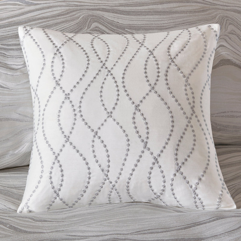 Weißes 8-teiliges Bettwäsche-Set mit wellenförmigem Jacquard-Muster