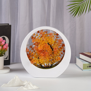 Dekorative LED-Leuchte mit Kunstpflanze
