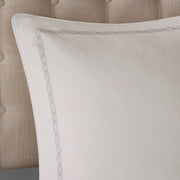 Weißes 8-teiliges Bettwäsche-Set mit wellenförmigem Jacquard-Muster