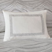 Weißes 8-teiliges Bettwäsche-Set mit wellenförmigem Jacquard-Muster