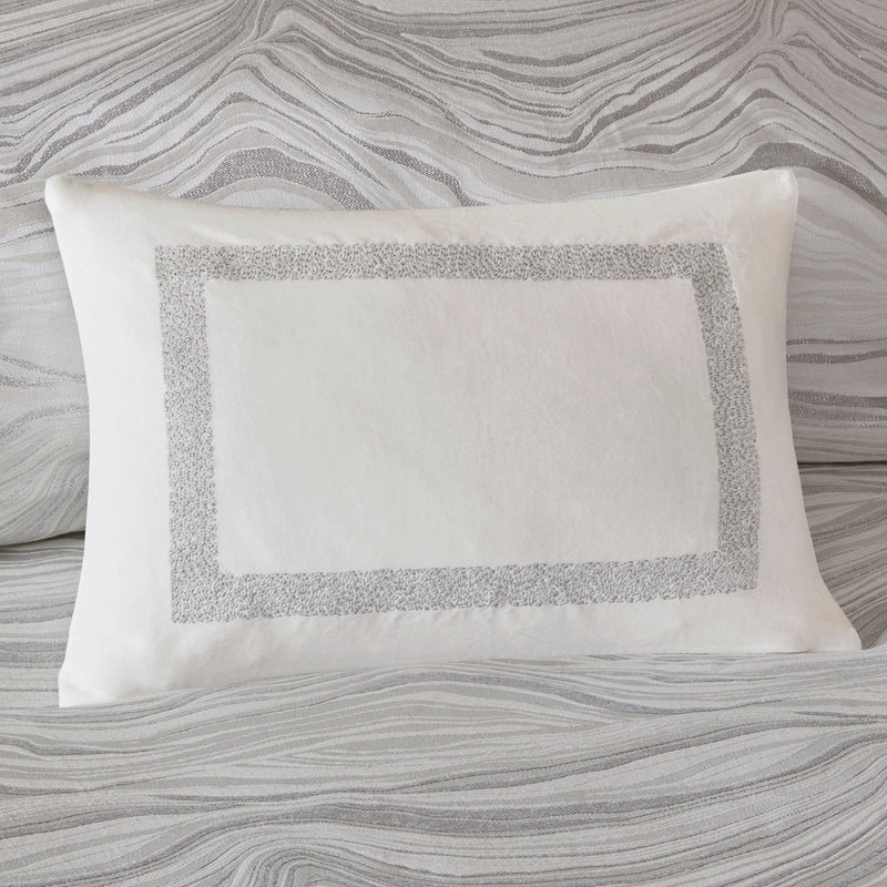 Weißes 8-teiliges Bettwäsche-Set mit wellenförmigem Jacquard-Muster