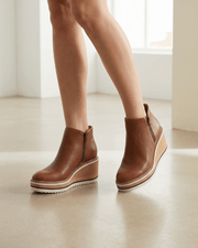 Damen-Stiefeletten mit Keilabsatz und Reißverschluss