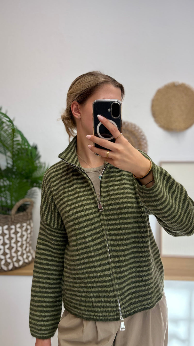 Gestreifte Damen-Strickjacke mit Reißverschluss