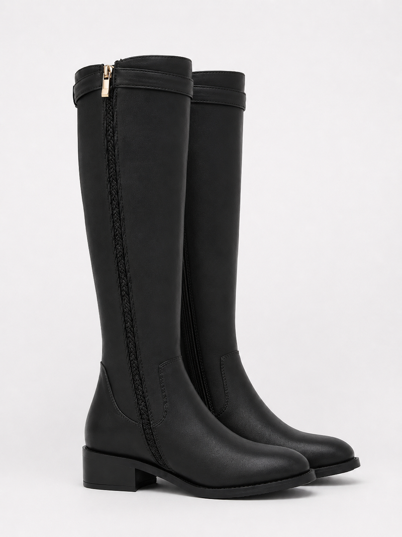 Elegante Langschaftstiefel mit Flechtdetail