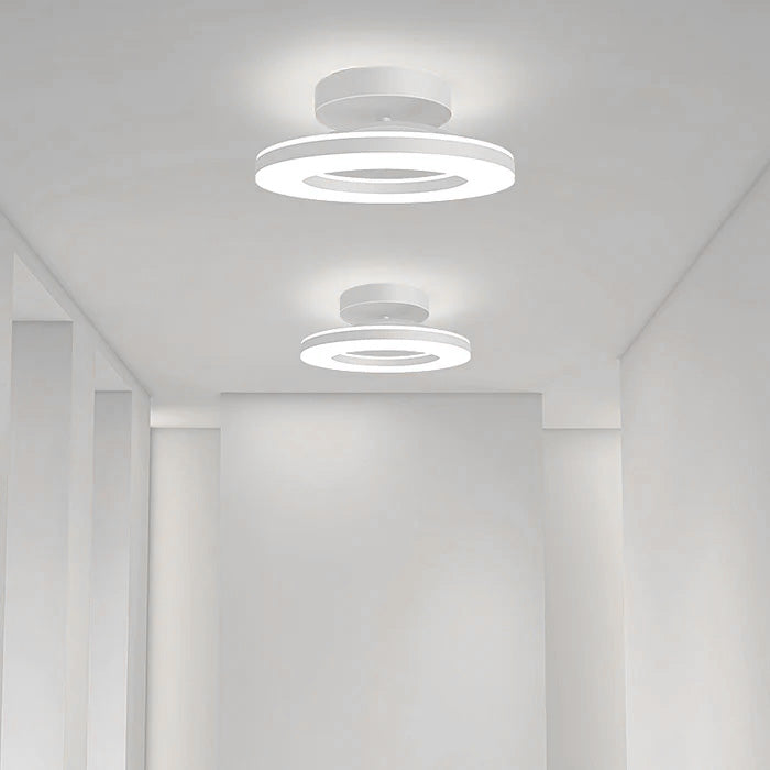 Flache LED-Deckenleuchte mit zwei ringförmigen Leuchtflächen