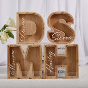 Personalisierte buchstabenförmige Holz-Spardose mit Sichtfenster und Namensbeschriftung