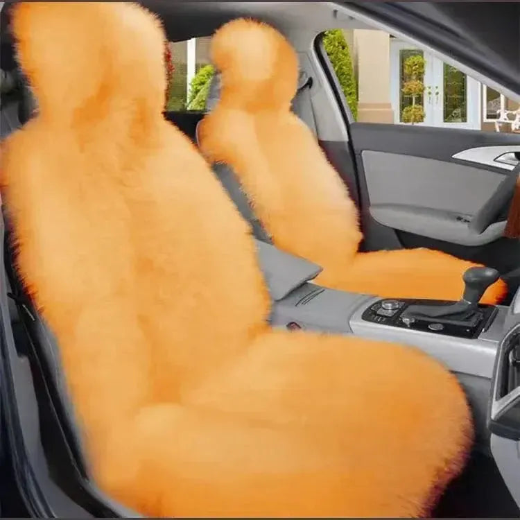Flauschige Autositzauflage aus Kunstfell