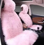 Flauschige Autositzauflage aus Kunstfell
