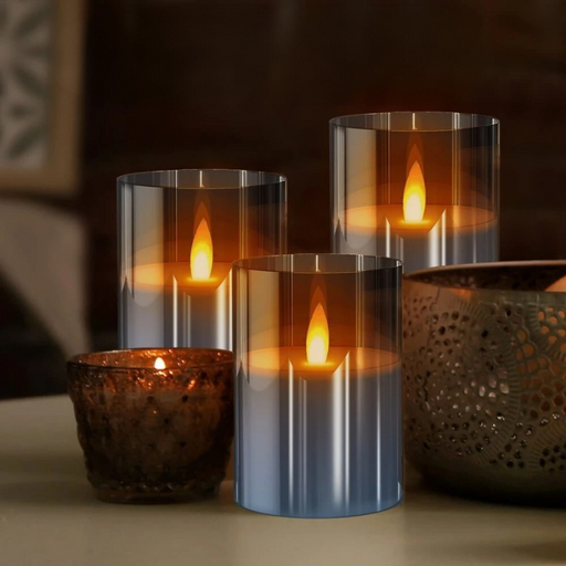 Flammenlose LED-Kerzen im Glas mit Fernbedienung
