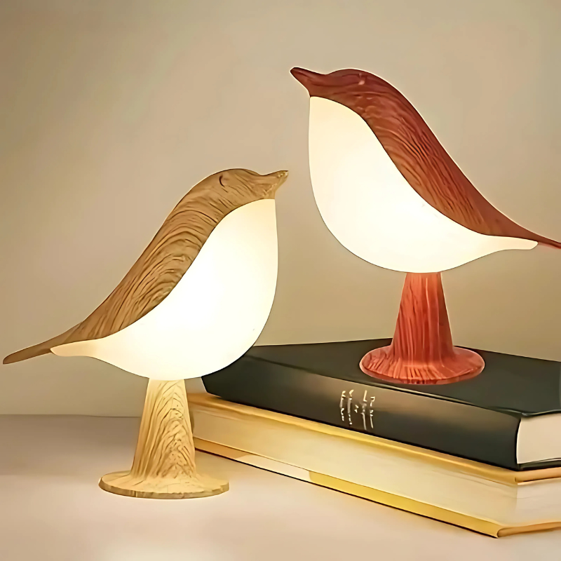 Kabellose Vogel-Tischlampe mit Holzoptik