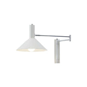 Wandleuchte mit Schwenkarm im Bauhaus-Stil