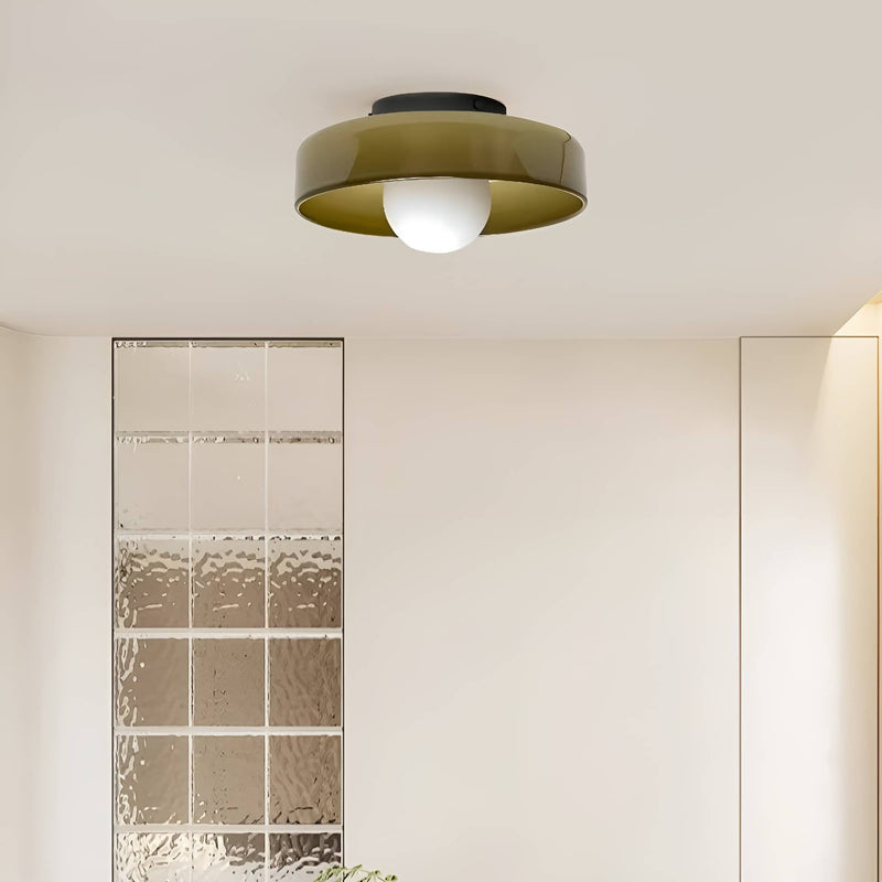 Deckenleuchte aus farbigem Glas