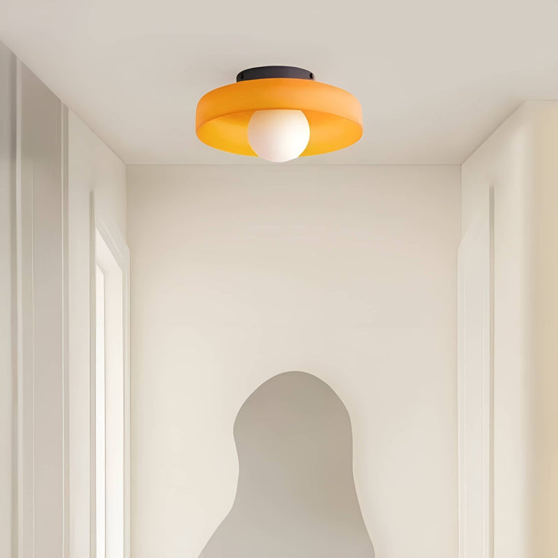 Deckenleuchte aus farbigem Glas