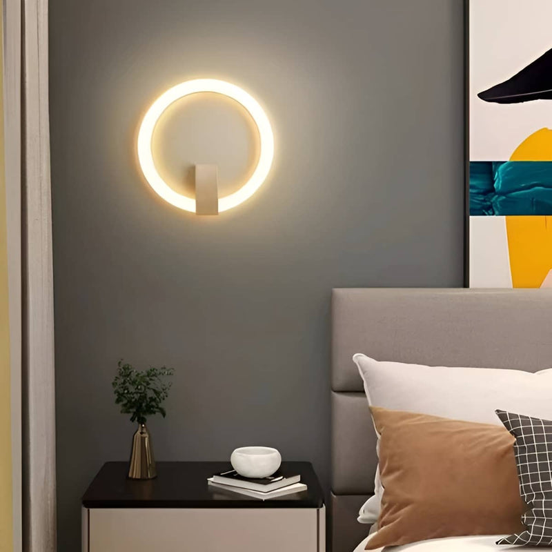 Minimalistische LED-Wandleuchte in Ringform