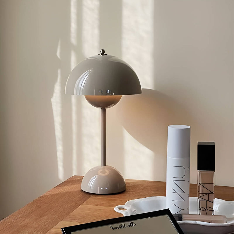 Kabellose Tischlampe im skandinavischen Blumentopf-Design