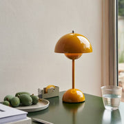 Kabellose Tischlampe im skandinavischen Blumentopf-Design