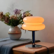 Tischlampe aus Glas mit zweiteiligem Schirm, Metallgestell und runder Basis