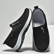 Stoßdämpfender Slip-on-Alltagsschuh mit Fußgewölbestütze und profilierter Laufsohle