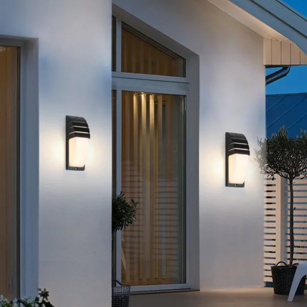 LED-Außenwandleuchte mit Bewegungsmelder