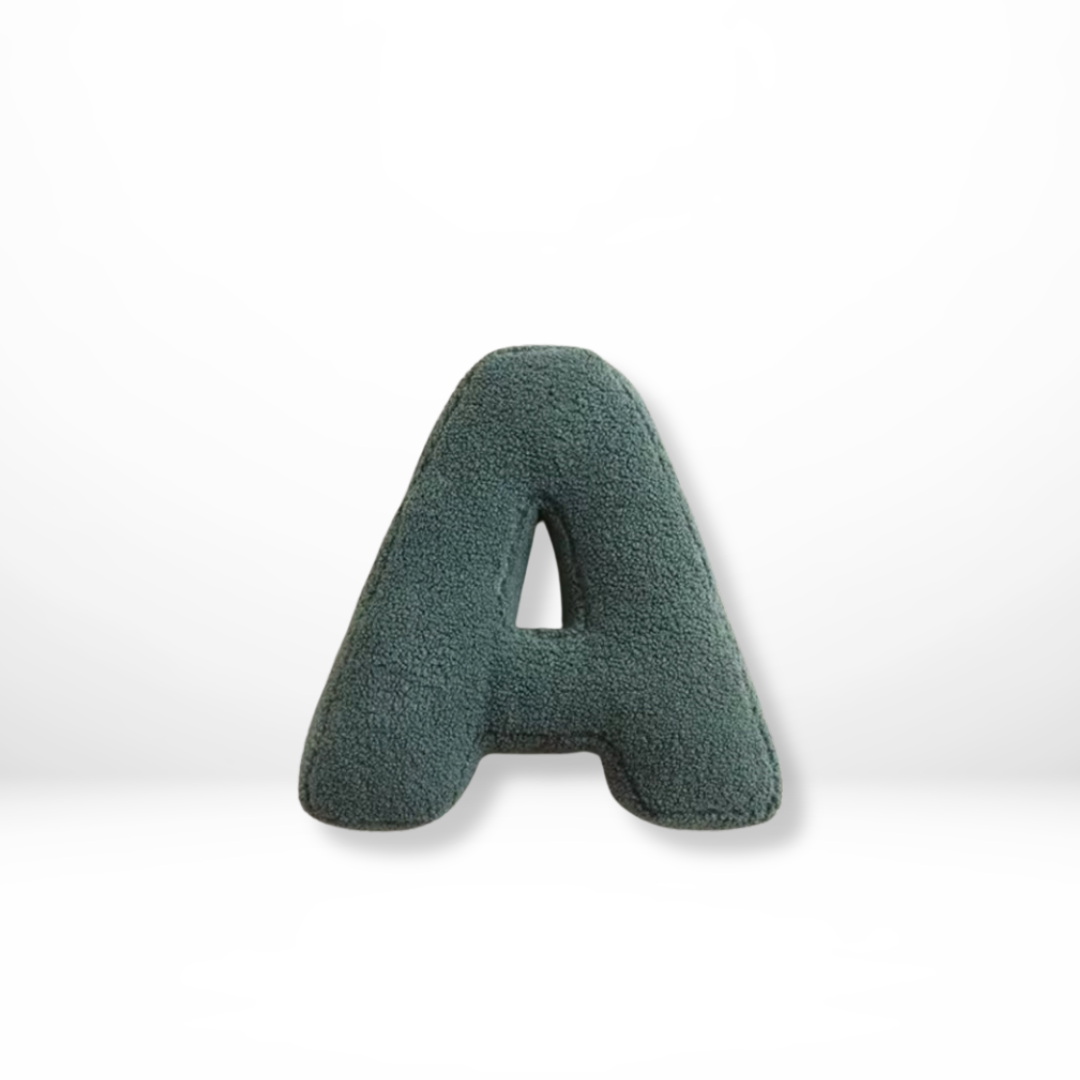Weiches Buchstaben-Kissen aus Plüsch