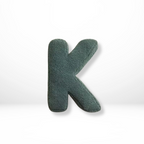 Weiches Buchstaben-Kissen aus Plüsch