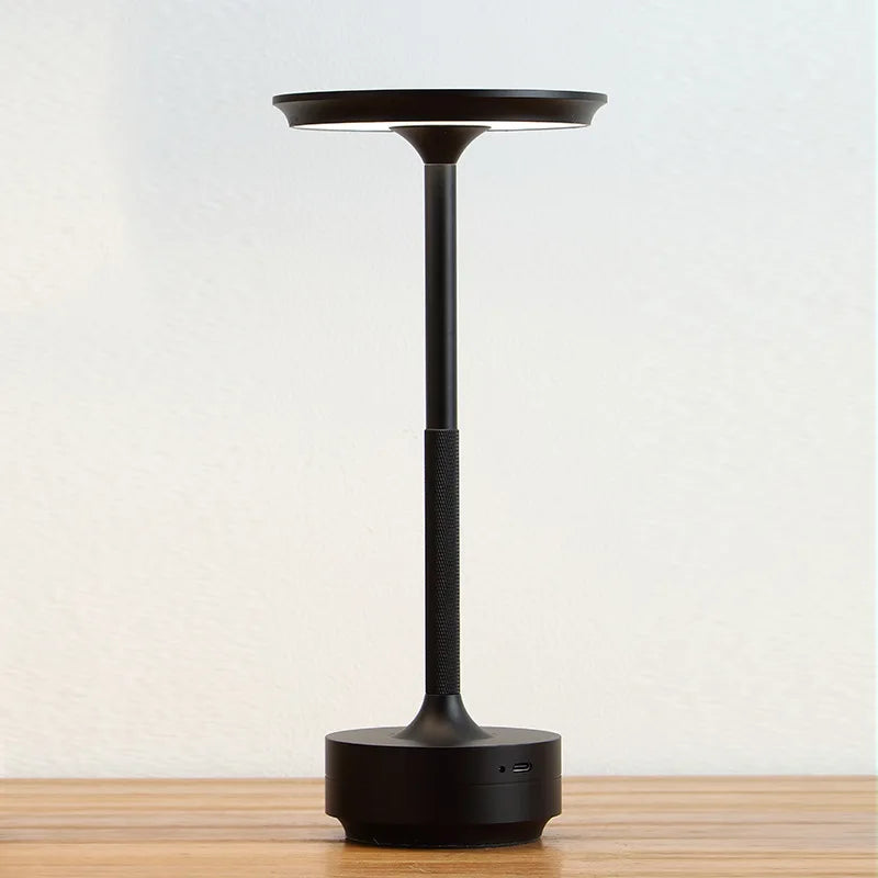 Kabellose Akku-Tischlampe aus Aluminium