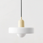 Bauhaus-Pendelleuchte mit Farbglas