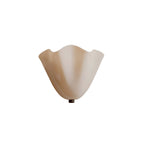 Retro-Wandleuchte aus farbigem Glas in Muschelform