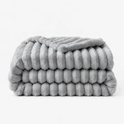 Snuglia  - Dicke Kuscheldecke Entspannen Auf Dem Sofa