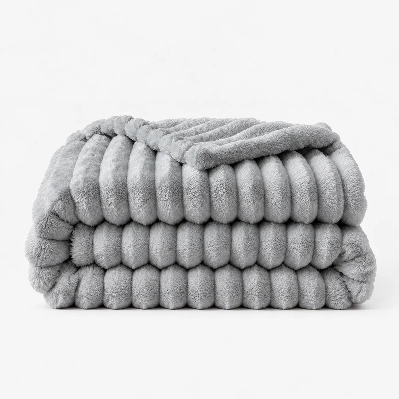 Snuglia  - Dicke Kuscheldecke Entspannen Auf Dem Sofa