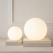 Runde wiederaufladbare LED-Tischlampe mit mehrfarbiger Beleuchtung