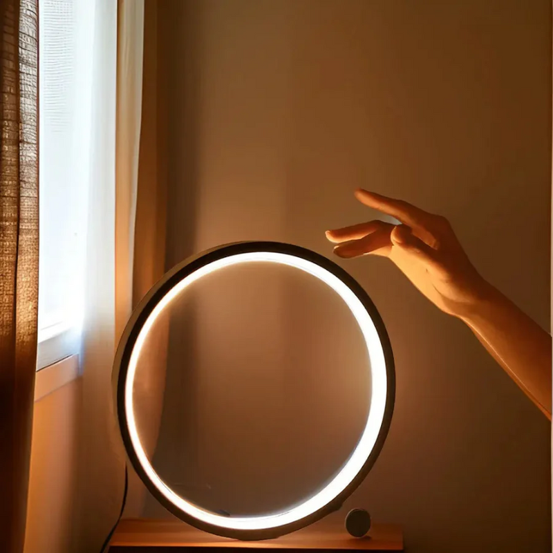 Kreisförmige dimmbare LED-Nachtlampe mit Leuchtring und Standfuß