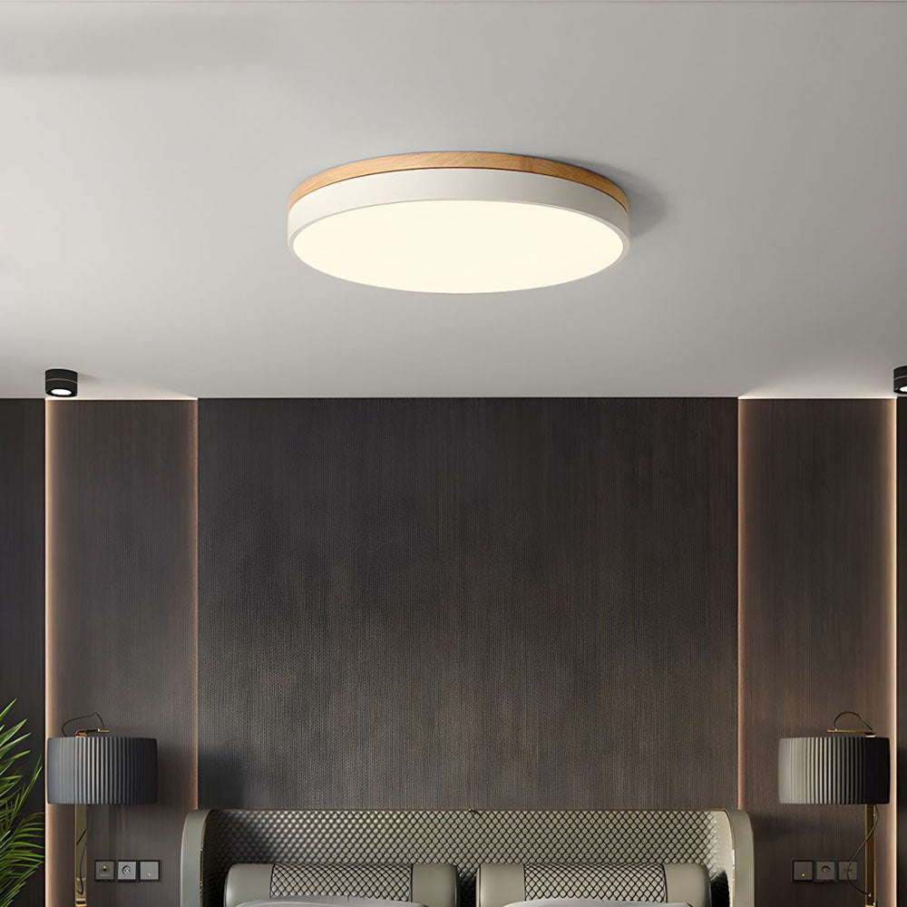 Runde LED-Deckenleuchte mit Holzrand und 3 Lichtfarben