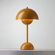 Tragbare Tischlampe mit zweiteiligem Kuppelschirm und halbrundem Fuß