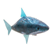 Fliegendes Fischspielzeug in Hai- und Clownfischform für Kinder