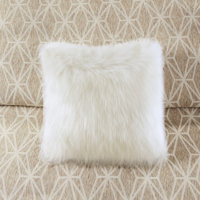 9-teiliges Bettwäsche-Set in Taupe mit geometrischem Jacquardmuster und dekorativen Knöpfen