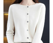 Feine Damen-Strickjacke mit Rundhalsausschnitt