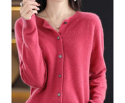 Feine Damen-Strickjacke mit Rundhalsausschnitt