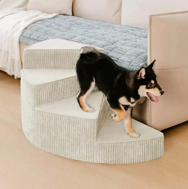 Gepolsterte Hundetreppe mit mehreren Stufen und gerippter Seitenverkleidung