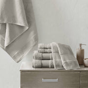 Sechsteiliges Handtuch-Set mit weicher Frottierstruktur und Bordüren