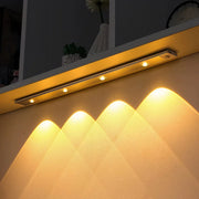 Kabellose LED-Leiste, die sich bei Bewegung einschaltet