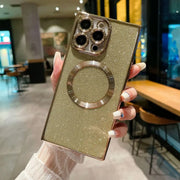 iPhone-Hülle mit strukturierter Rückseite, Magnetring und ausgespartem Kamerabereich
