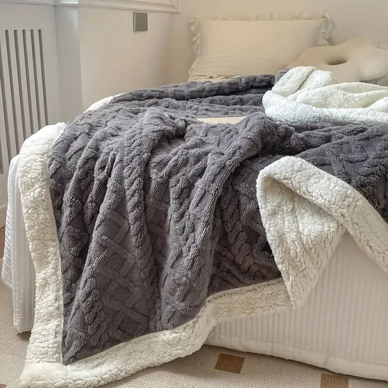 Flauschige Wendedecke mit Sherpa